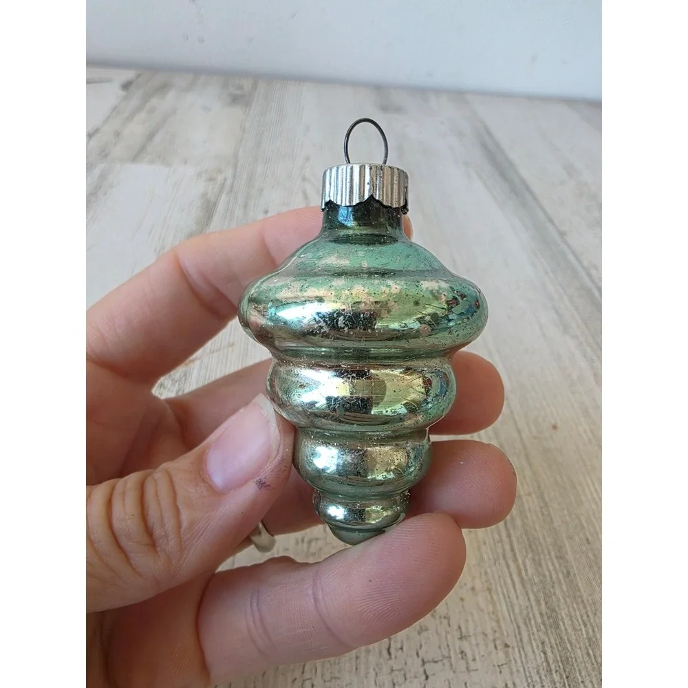 Mini shiny Brite tornado green mercury glass ornament Xmas tree